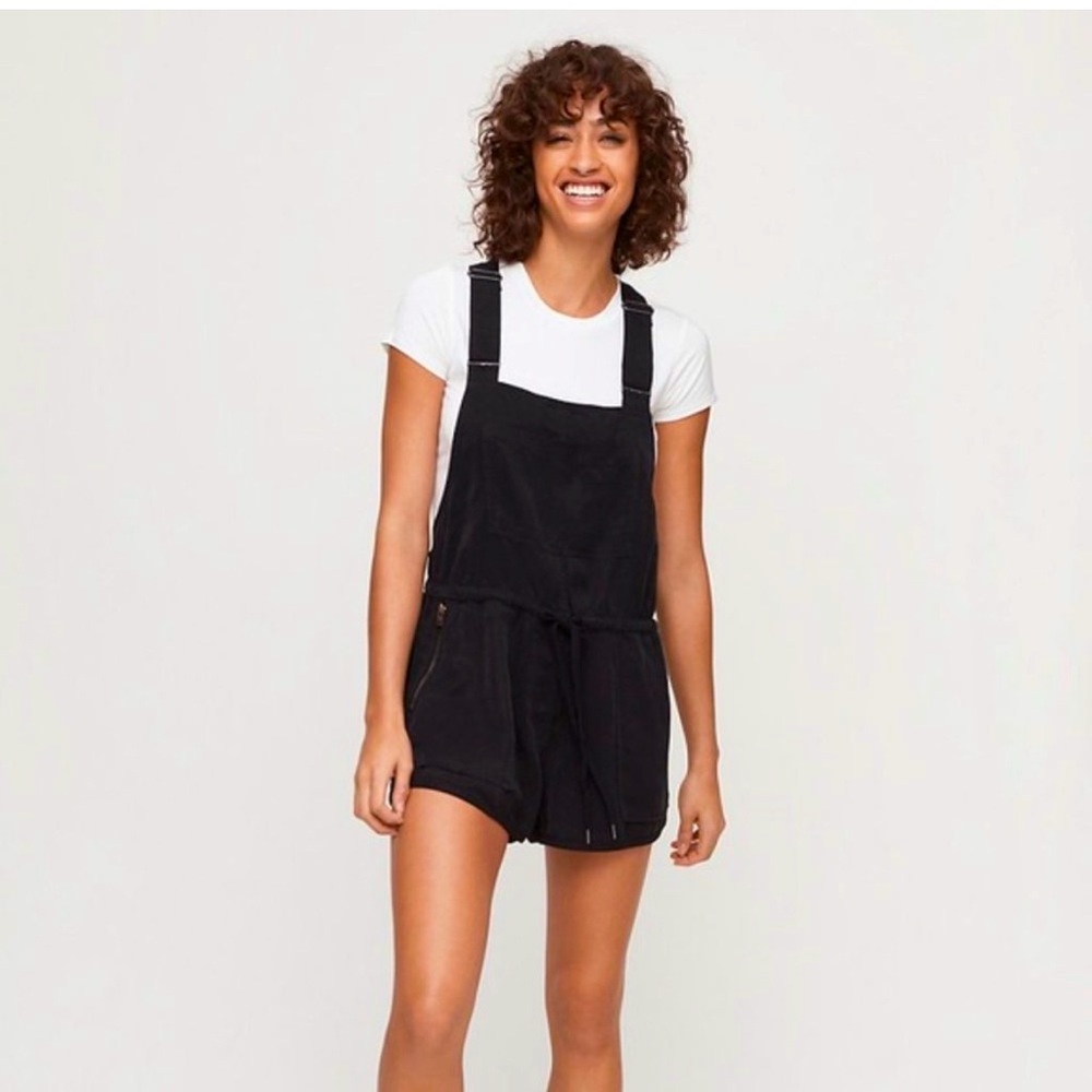 Aritzia Wilfred Free Beatriz Overalls Romper Jumpsuit Black Size Medium